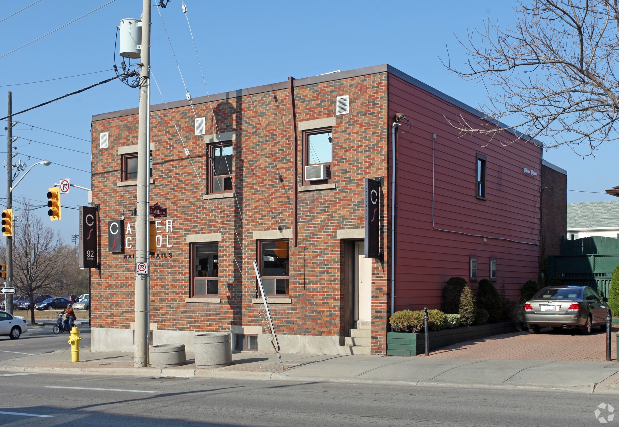 92 Bond St W, Oshawa, ON à vendre Photo principale- Image 1 de 1