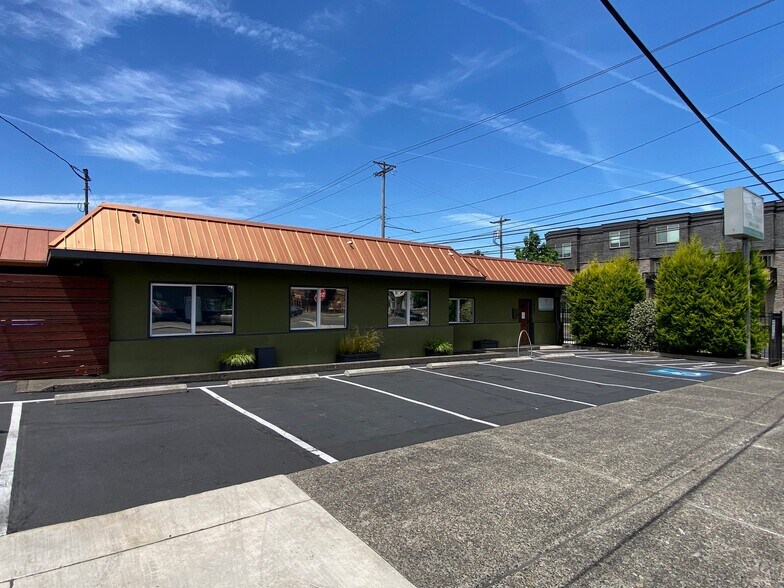 1832 N Lombard St, Portland, OR à louer - Photo du bâtiment - Image 2 de 22
