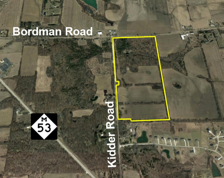 80800 Kidder Rd, Bruce Township, MI à vendre - Photo du bâtiment - Image 1 de 1
