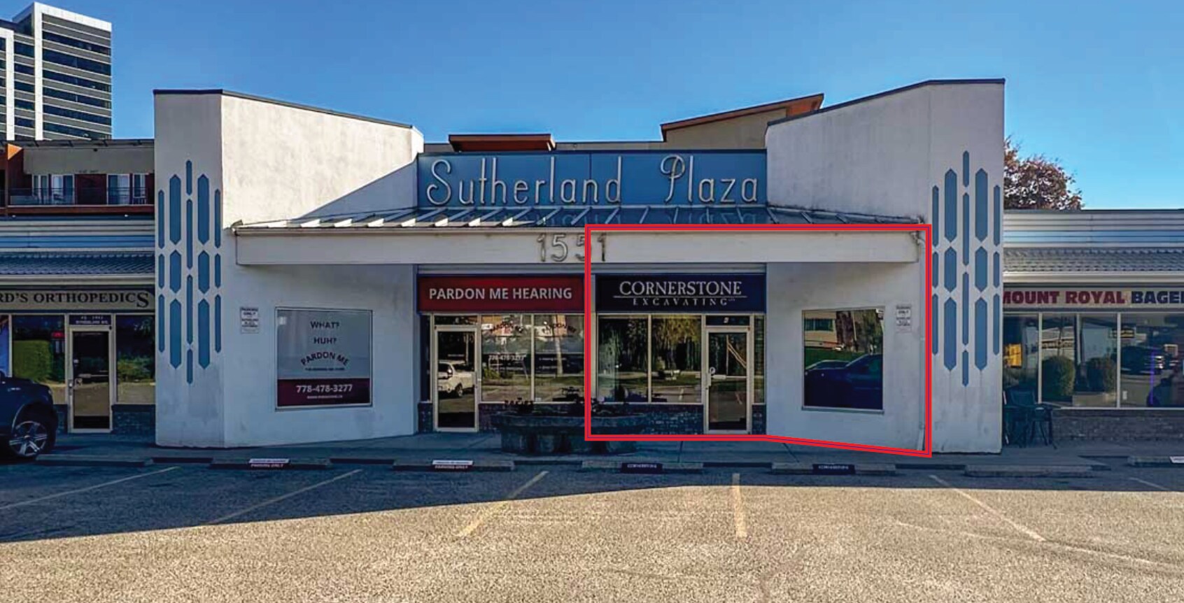 1551 Sutherland Av, Kelowna, BC for sale Primary Photo- Image 1 of 1