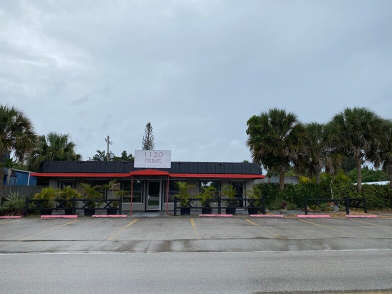 11220 SE Federal Hwy, Hobe Sound, FL for lease - Building Photo - Image 2 of 3