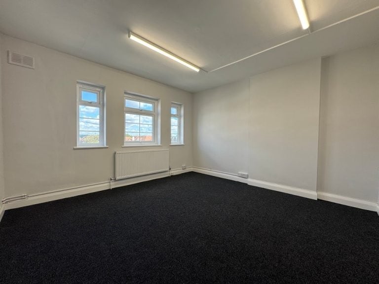 Thames House, 1528 London Rd, Leigh On Sea for lease - Interior Photo - Image 2 of 3