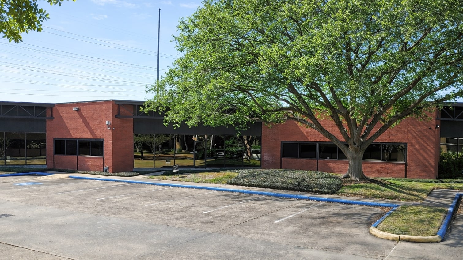 10595 Westoffice Dr, Houston, TX for lease Primary Photo- Image 1 of 31