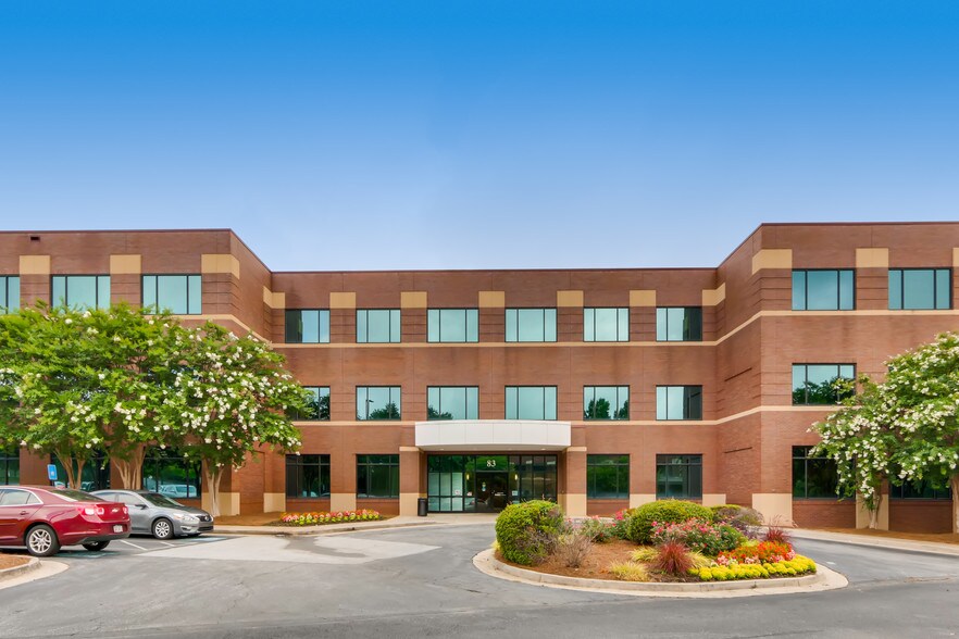 83 Upper Riverdale Rd SW, Riverdale, GA à louer - Photo du bâtiment - Image 1 de 13