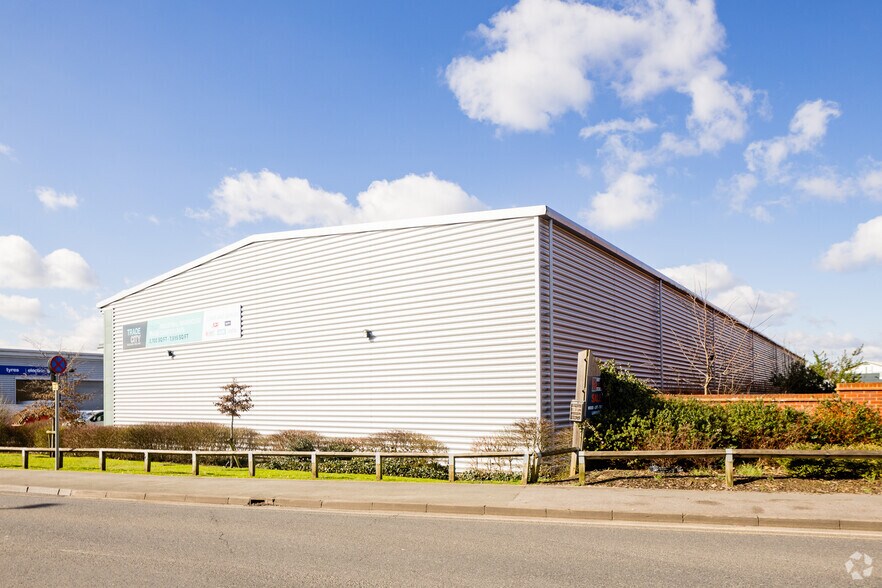 12 Heroes Walk, Reading à louer - Photo du bâtiment - Image 3 de 3