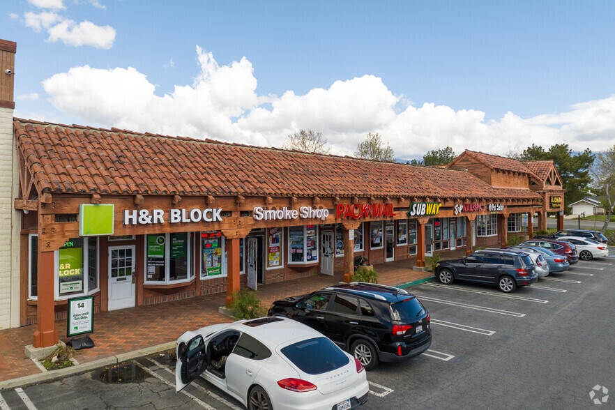 2008-2026 N Riverside Ave, Rialto, CA for lease - Building Photo - Image 2 of 8