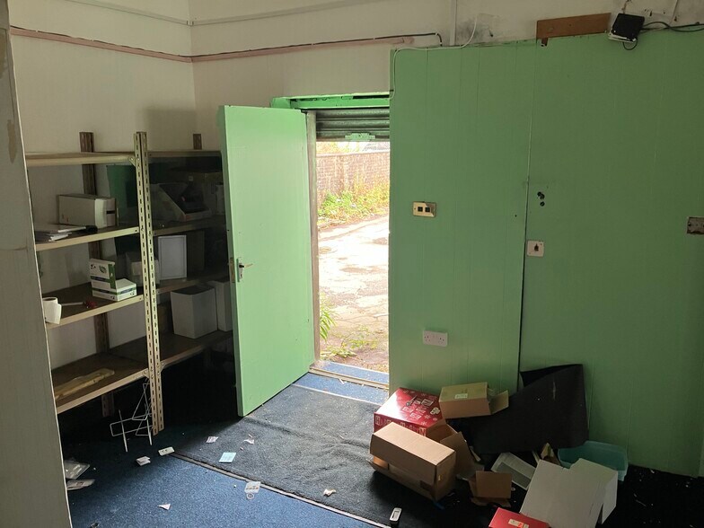 258-268 High St, Cowdenbeath à louer - Photo du bâtiment - Image 3 de 3