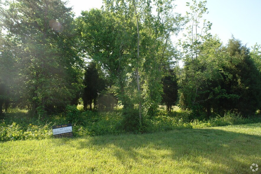 Fairfield Forest Rd, Denver, NC à vendre - Photo du bâtiment - Image 2 de 3