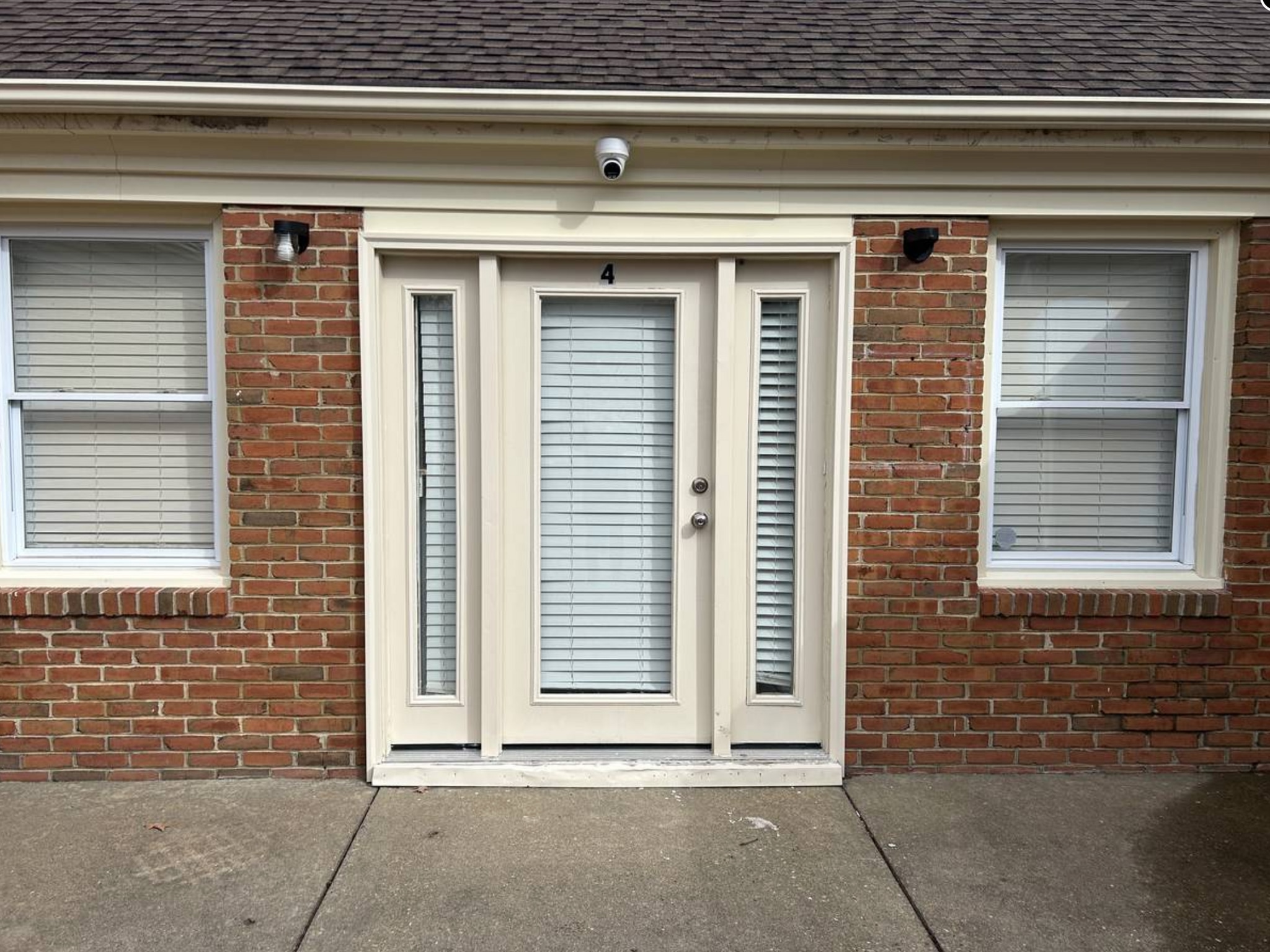 3692 S Plaza Trl, Virginia Beach, VA for lease Building Photo- Image 1 of 9