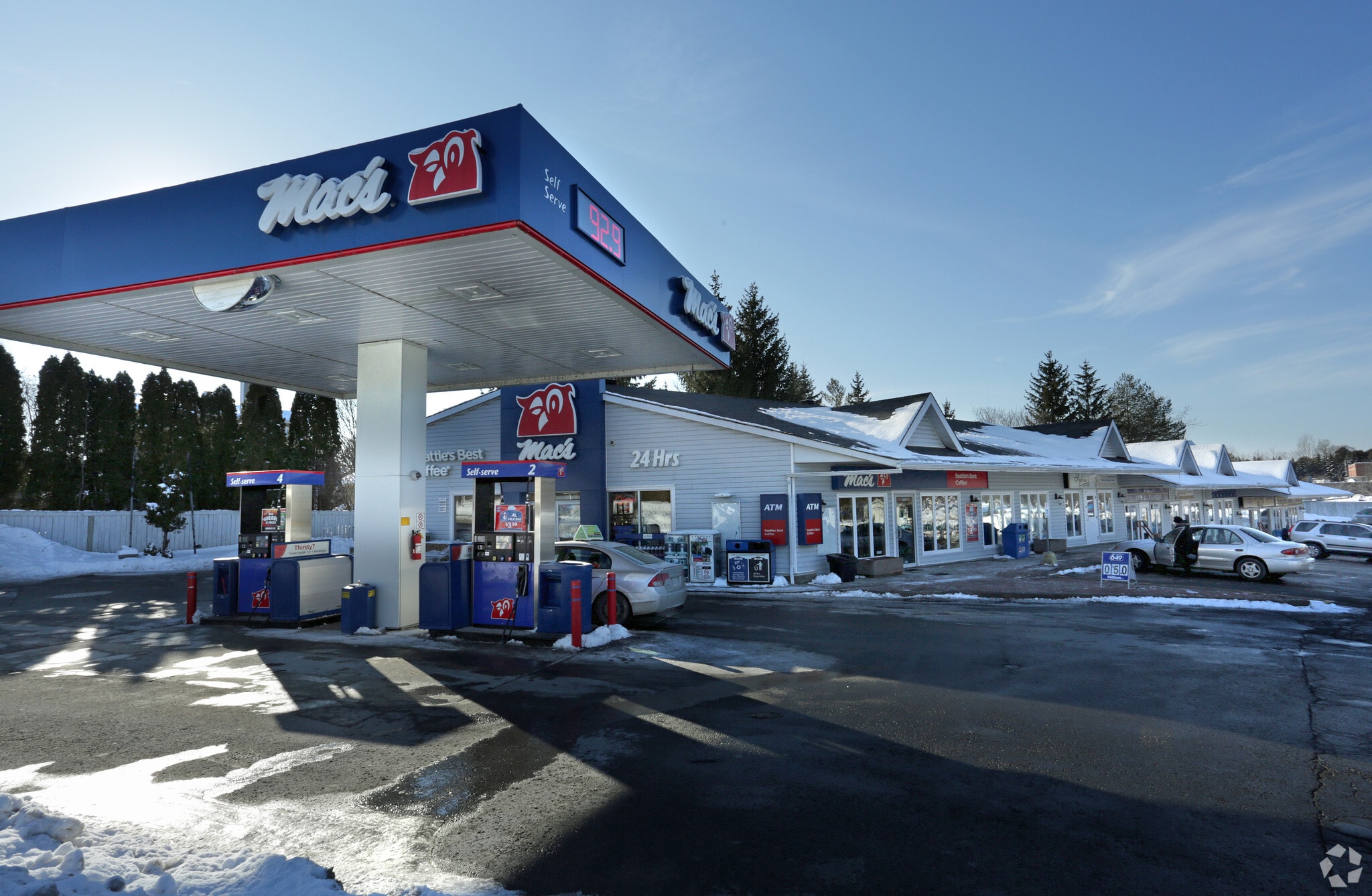 1600 Forest Valley Dr, Ottawa, ON à vendre Photo principale- Image 1 de 1