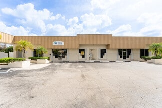 Plus de détails pour 6758 N Military Trl, West Palm Beach, FL - Bureau/Commerce de détail, Commerce de détail à louer