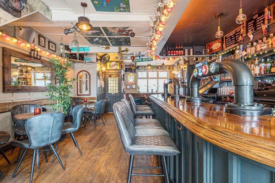 24 Grafton St, Brighton à vendre - Photo intérieure - Image 2 de 5