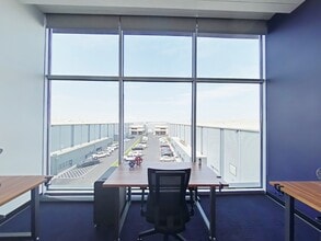 7701 Lemmon Ave, Dallas, TX for lease Interior Photo- Image 1 of 12