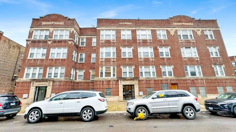 6750 S Merrill Ave, Chicago, IL à vendre - Photo du bâtiment - Image 1 de 9