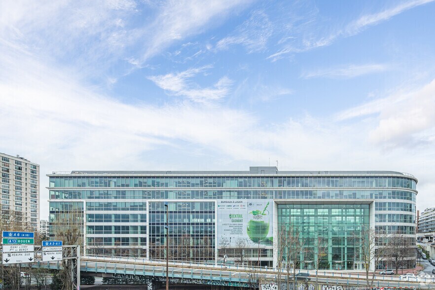 4 Quai De Bercy, Charenton-le-Pont à louer - Photo du bâtiment - Image 2 de 4