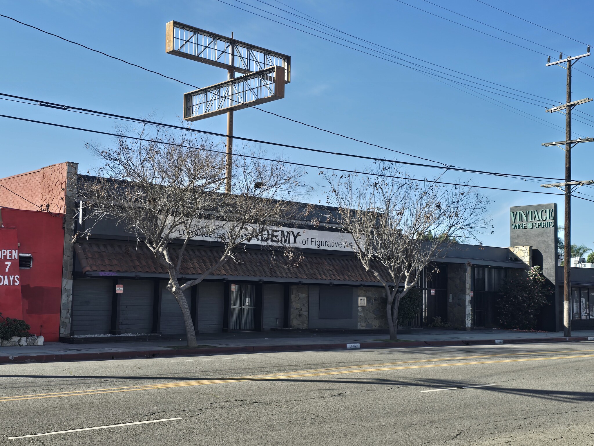 16924-16926 Saticoy St, Van Nuys, CA for lease Primary Photo- Image 1 of 9