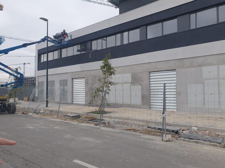 Retail in SEVILLA, Sevilla for sale - Building Photo - Image 3 of 8