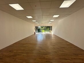 22-27A The Green, Fareham à louer Photo intérieure- Image 2 de 4