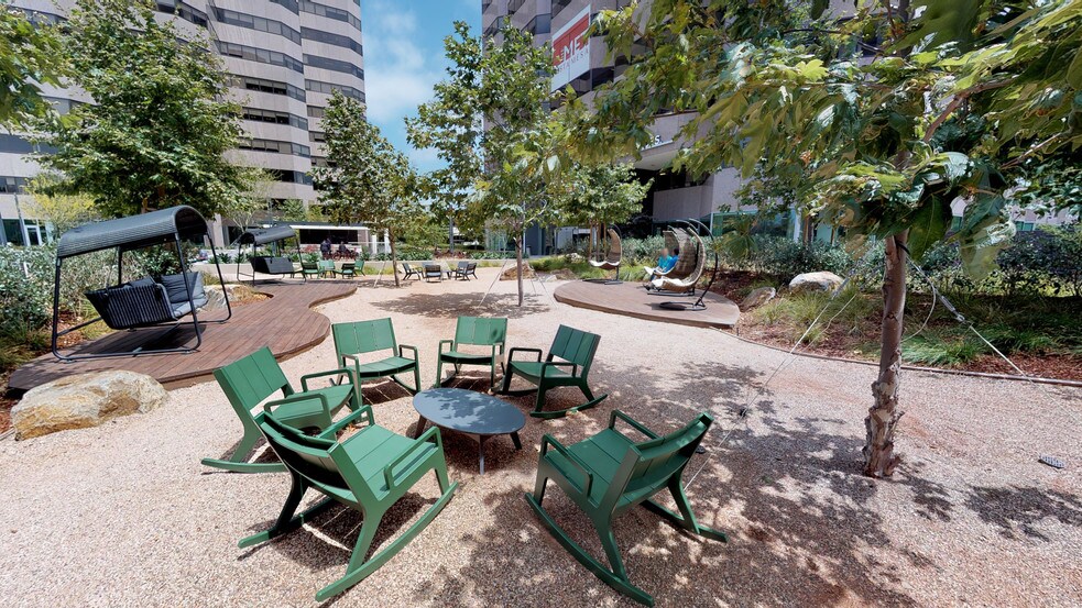 535-575 Anton Blvd, Costa Mesa, CA à louer - Numérisation 3D de Matterport - Image 2 de 30