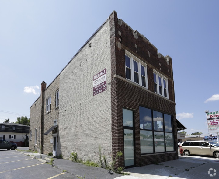 8647 Ogden Ave, Lyons, IL à vendre - Photo du bâtiment - Image 2 de 11