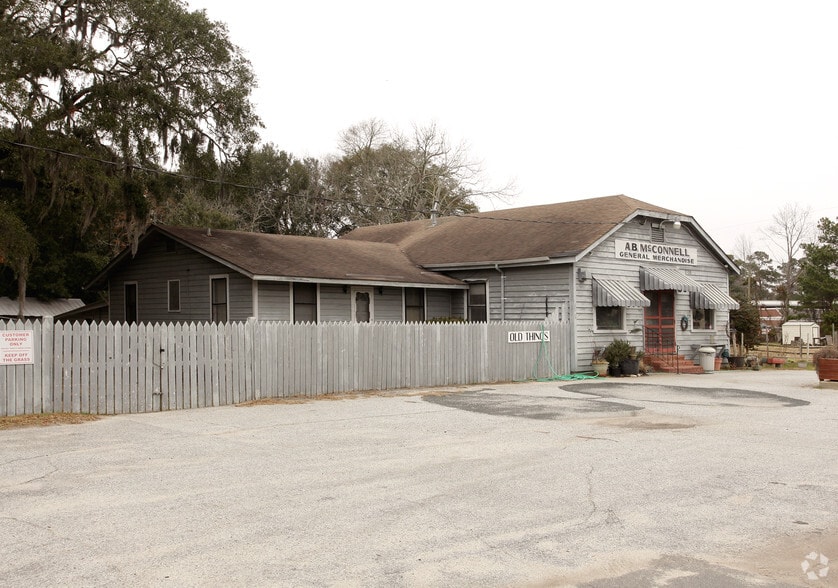 2726 N Us-17 Hwy, Mount Pleasant, SC for sale - Primary Photo - Image 1 of 2