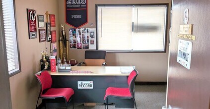 5660 176A St, Surrey, BC à louer Photo intérieure- Image 2 de 3