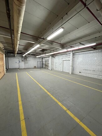 Plus de détails pour 18 Bay St, Brooklyn, NY - Flex à vendre