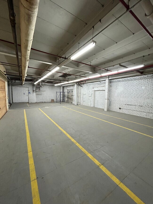 Plus de détails pour 18 Bay St, Brooklyn, NY - Flex à vendre