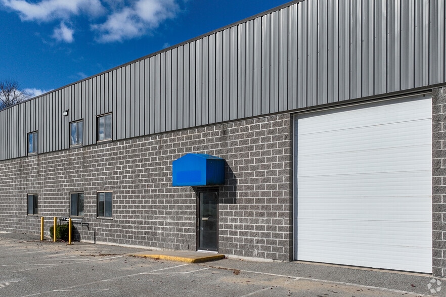 113 Neck Rd, Haverhill, MA for lease - Building Photo - Image 2 of 5