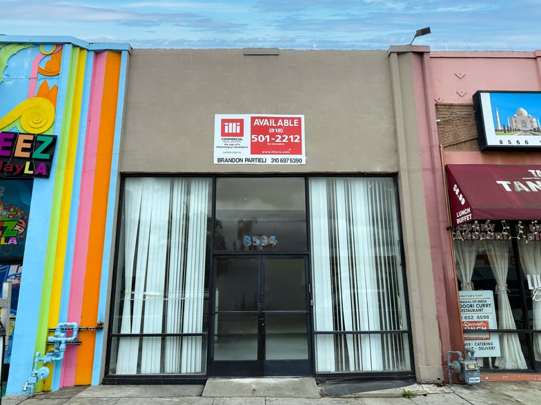 8562-8566 W Pico Blvd, Los Angeles, CA for lease - Building Photo - Image 2 of 5