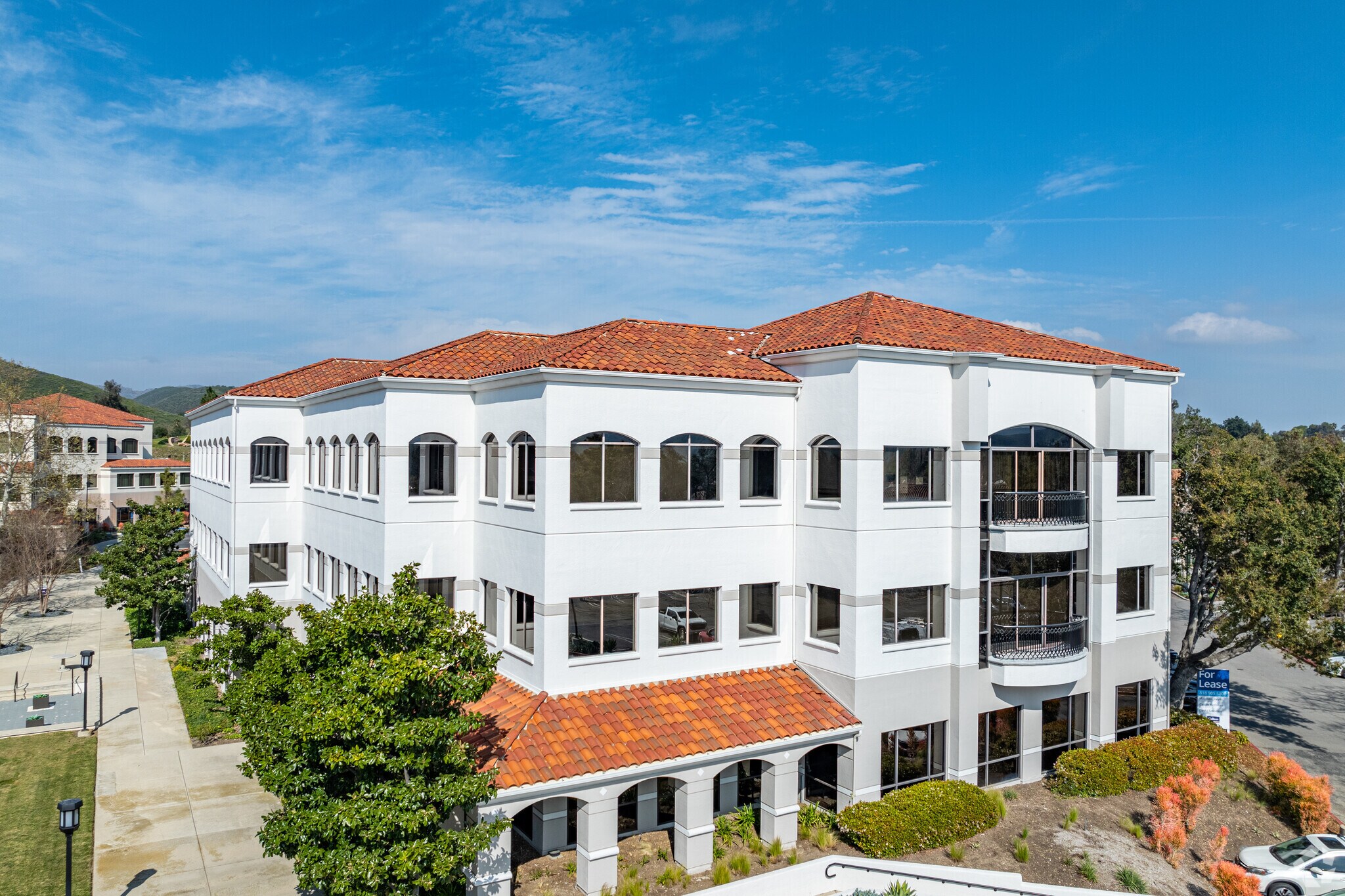 2829 Townsgate Rd, Westlake Village, CA for lease Building Photo- Image 1 of 11