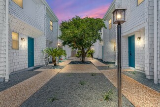 Plus de détails pour 928 Post Office St, Galveston, TX - Multi-résidentiel à vendre