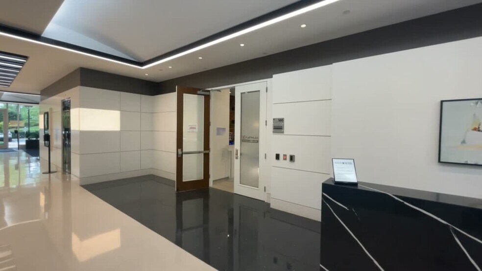 2550 Northwinds Pkwy, Alpharetta, GA à louer - Vidéo sur l’inscription commerciale - Image 2 de 7