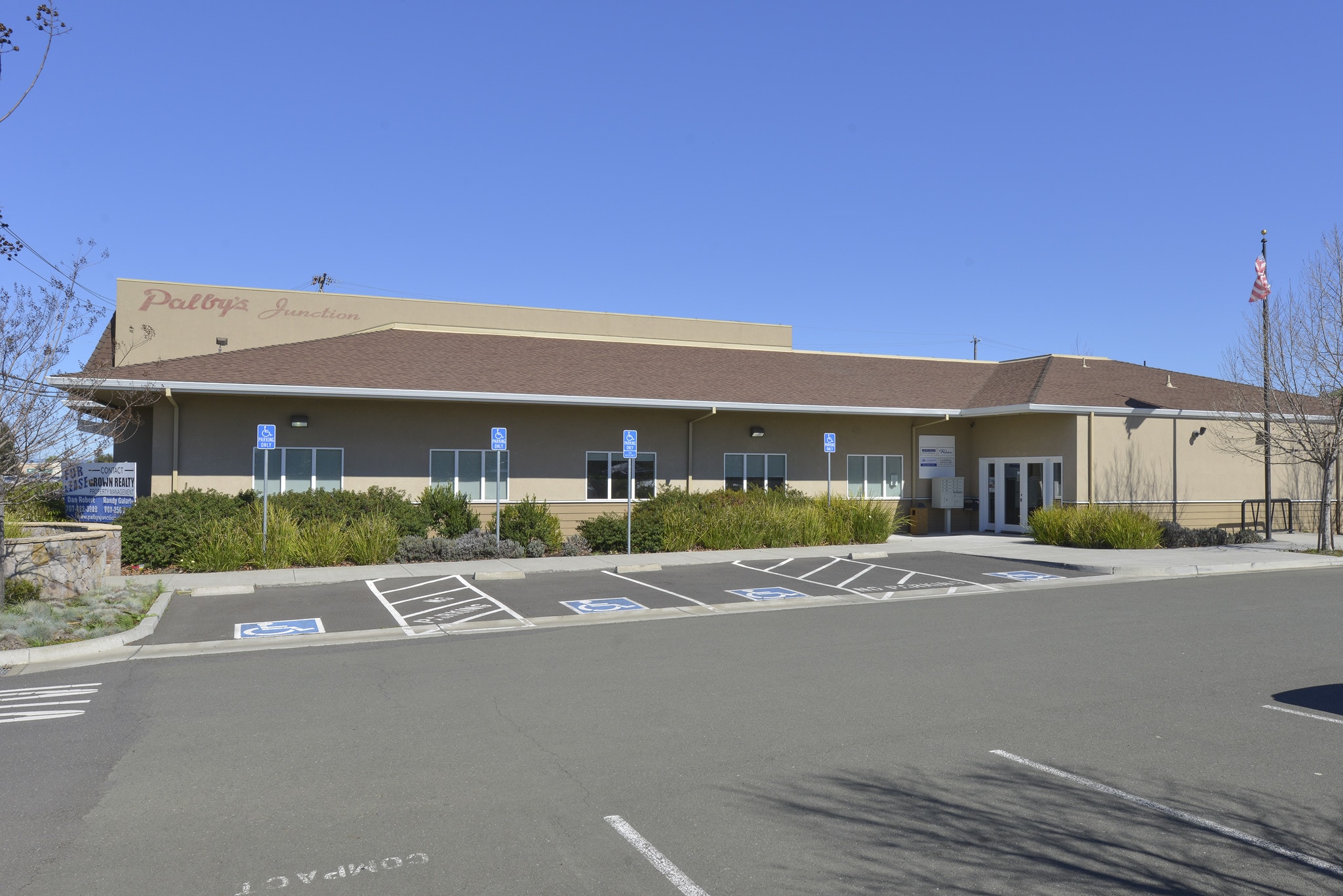 3860 Broadway St, American Canyon, CA à louer Photo du bâtiment- Image 1 de 8