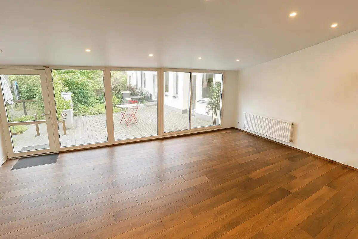 Bureau dans Boulogne-Billancourt à vendre Photo du bâtiment- Image 1 de 6