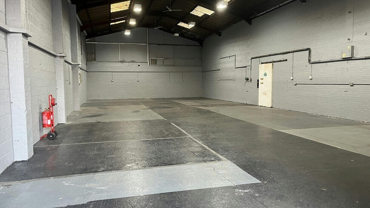 31-37 Timothys Bridge Rd, Stratford Upon Avon for lease Interior Photo- Image 1 of 7