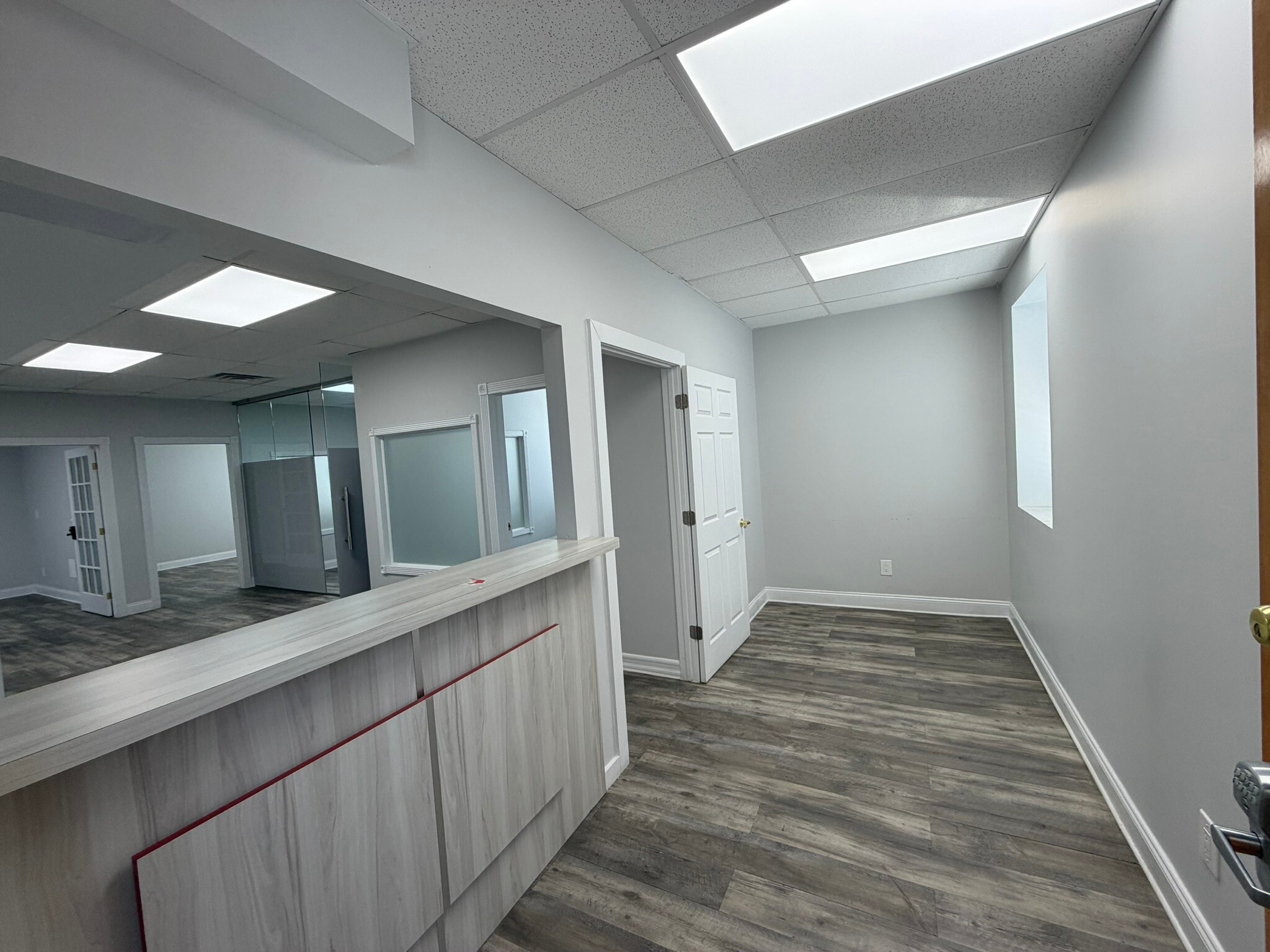 21333 39th Ave, Bayside, NY for lease Interior Photo- Image 1 of 11