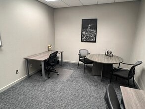 600 Boulevard S, Huntsville, AL à louer Photo intérieure- Image 2 de 5