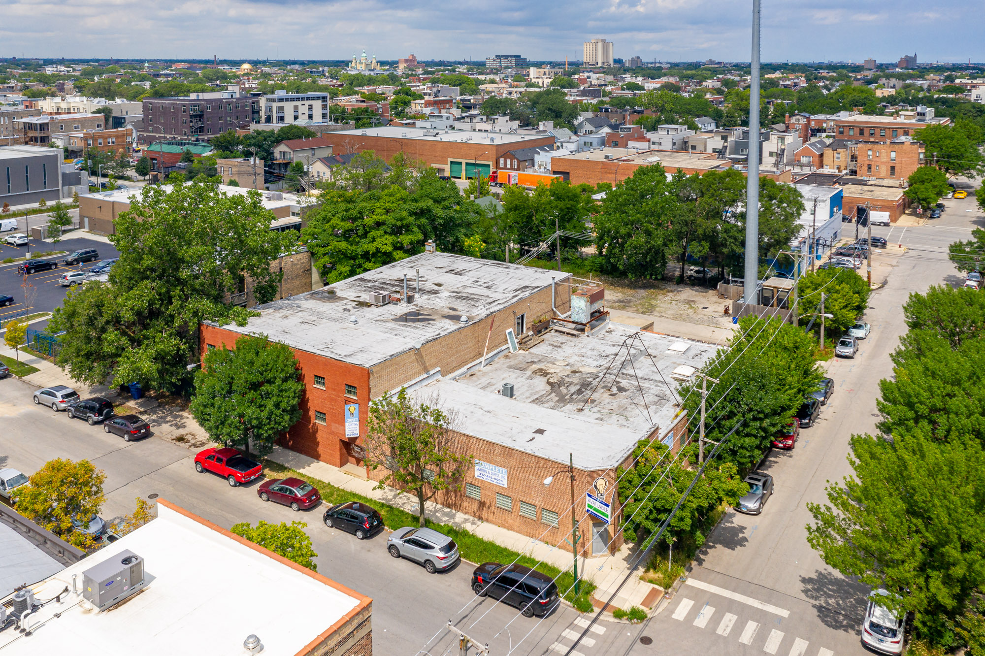 1900 W Hubbard St, Chicago, IL for lease Building Photo- Image 1 of 3