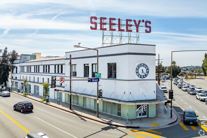 1800 S Brand Blvd, Glendale, CA for lease - Primary Photo - Image 1 of 24