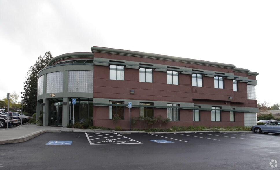 106-114 La Casa Via, Walnut Creek, CA à louer - Photo du bâtiment - Image 3 de 5