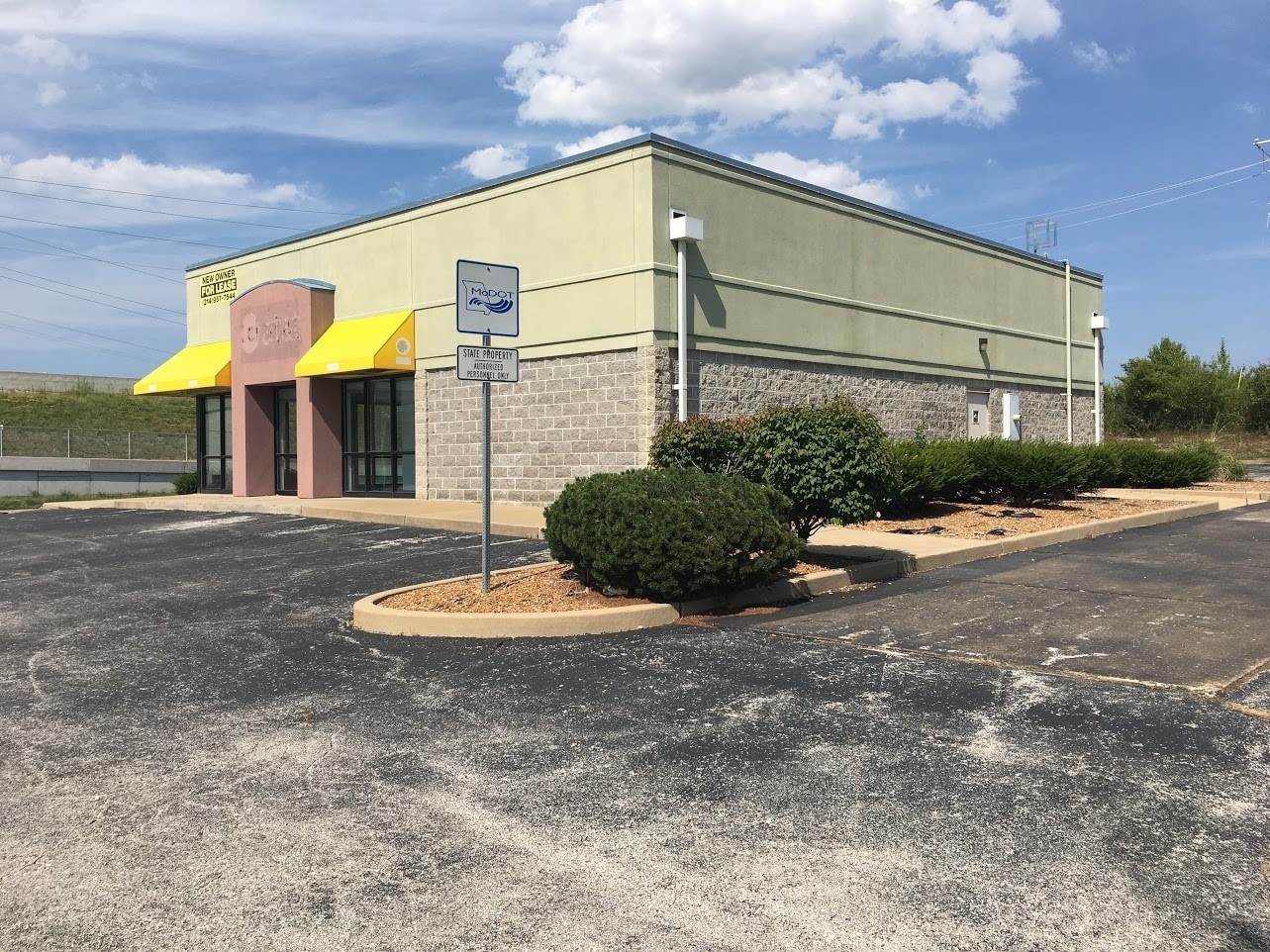 1615 Jungermann Rd, Saint Peters, MO for lease Primary Photo- Image 1 of 13