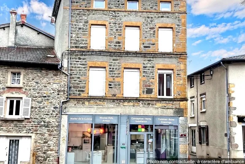 Flex in Bessenay for sale Building Photo- Image 1 of 3
