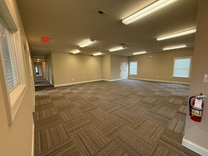 1995 Skibo Rd, Fayetteville, NC for lease Interior Photo- Image 2 of 18