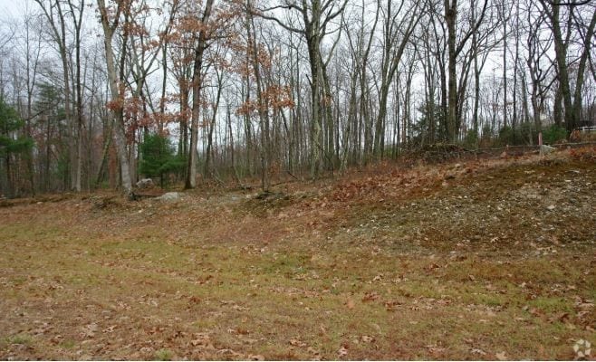 Commerce Dr, Canton, CT for sale - Primary Photo - Image 1 of 1