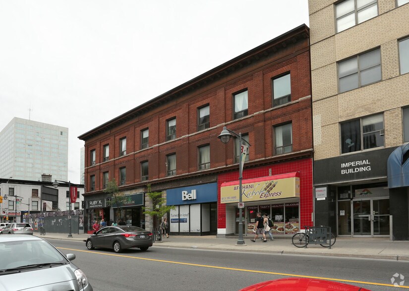 245-249 Bank St, Ottawa, ON for lease - Building Photo - Image 3 of 8