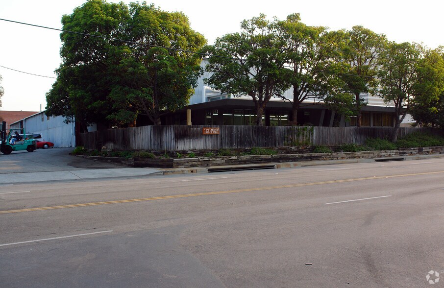 1601 El Segundo Blvd, El Segundo, CA for sale - Building Photo - Image 3 of 9