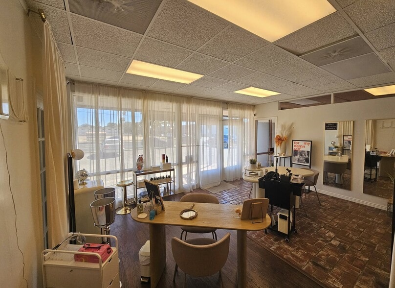 5202 N 7th St, Phoenix, AZ for lease - Building Photo - Image 3 of 11