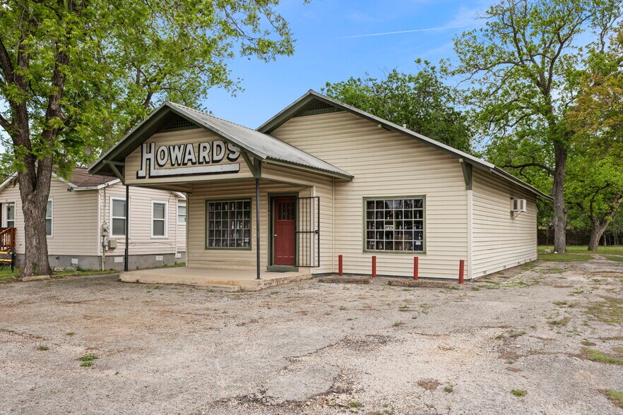 1375 W San Antonio St, New Braunfels, TX à vendre - Photo du bâtiment - Image 2 de 28