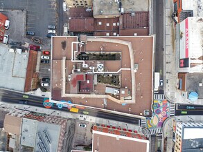 1 King St W, Kitchener, ON - Aerial map view
